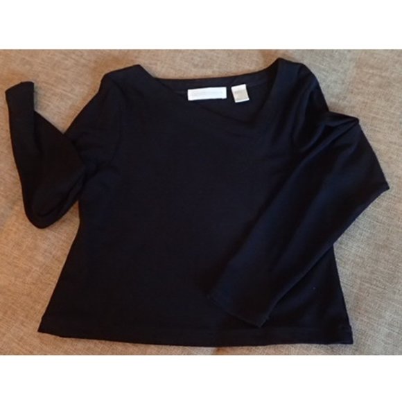 Dramatic designer top with asymmetric neckline - Picture 4 of 6